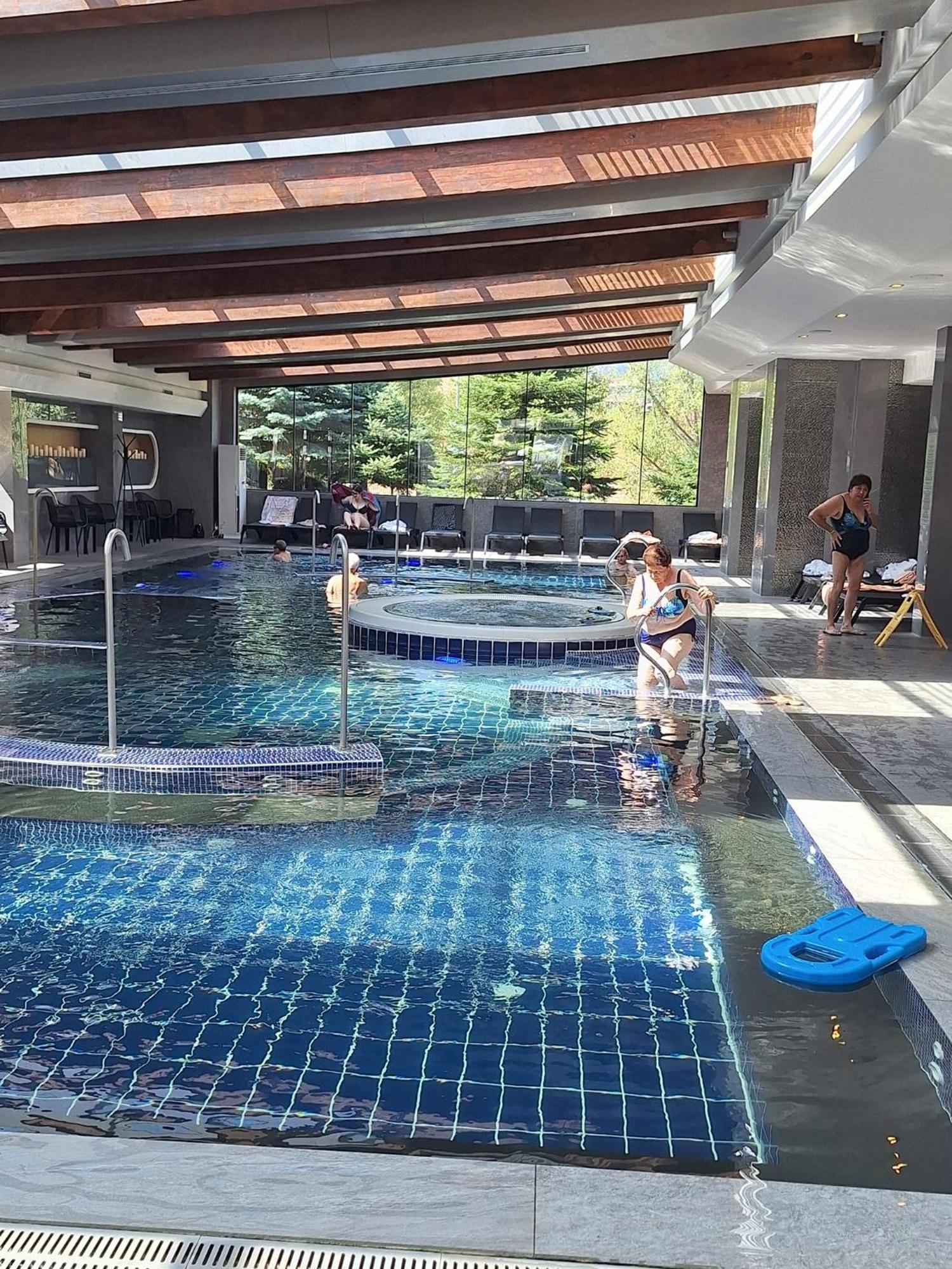 Luxory Aparthotel In 4 Star Spa Hotel St Ivan Rilski, 반스코 외부 사진